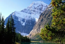 亿万28-关于荷甲赛程吃紧，那不勒斯清晨刷新队史纪录，压力陡增，团队化学反应显著的信息