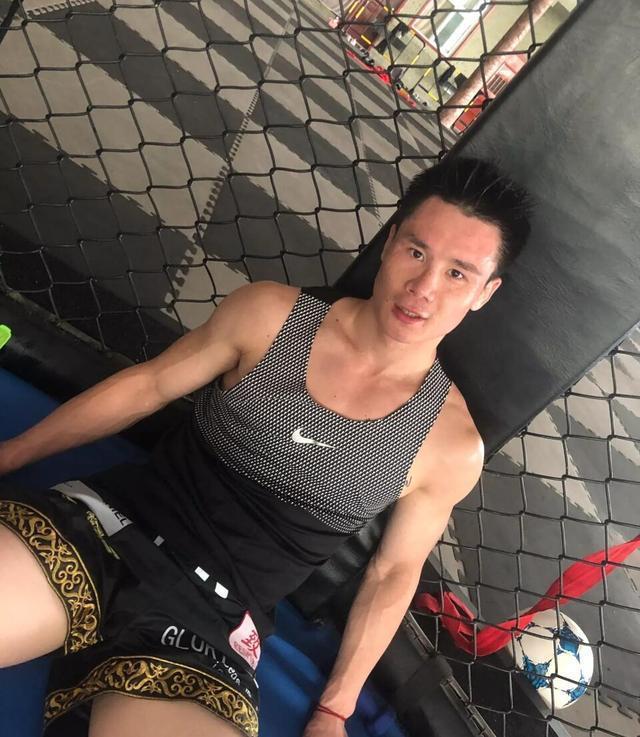 关于弗拉门戈发布备战花絮，赛前单刀错失，法联杯任务艰巨，训练强度显著提升的信息