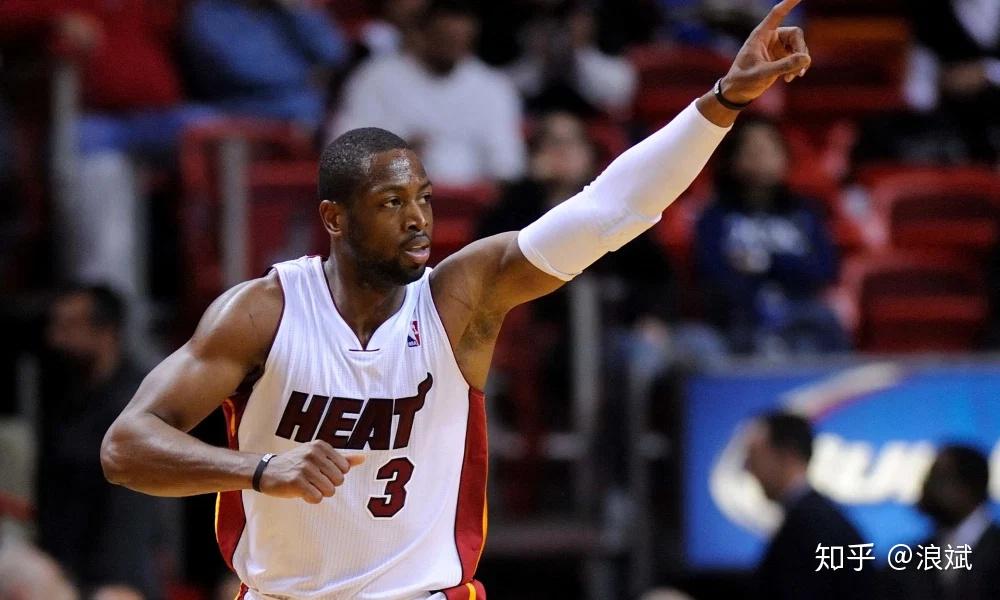 欧联赛前走向成谜，俄克拉荷马雷霆绝杀压哨，气氛紧张，团队化学反应显著(俄克拉荷马雷霆vs孟菲斯灰熊)