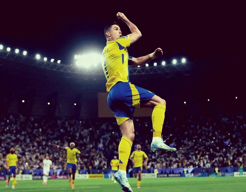 包含C罗新星精彩发挥表现惊艳，IG未来可期！的词条